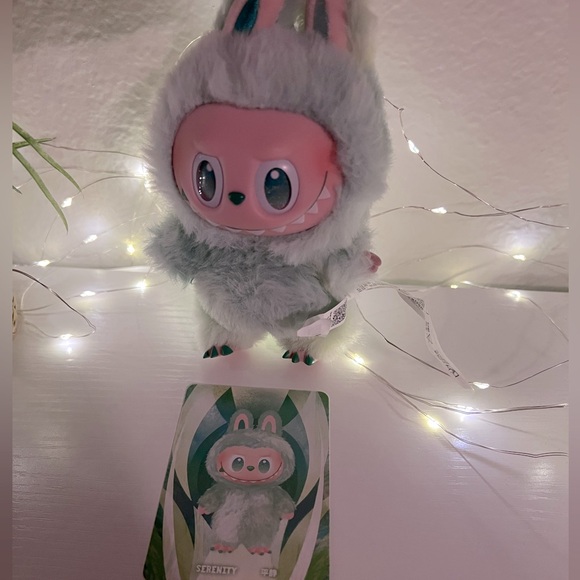 Confirmed Serenity Big into Energy Labubu - Picture 1 of 4
